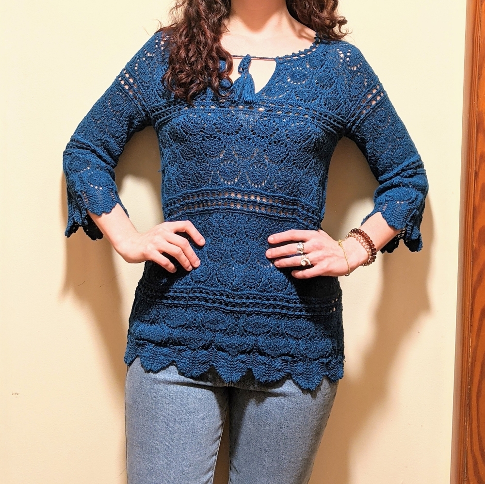 Lucky Brand blue crochet knit 3/4 length sleeve boho top - size small